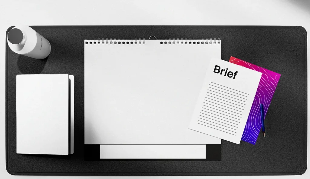 mise en scene du service de personnalisation sur fond blanc