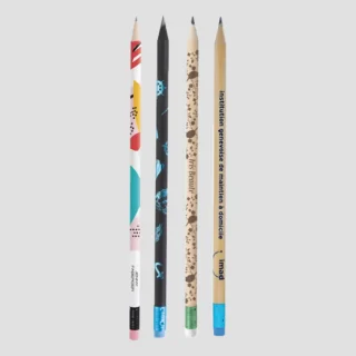 Crayon de bois, long, avec gomme