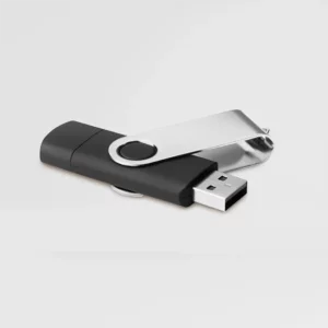 cle usb twist sur fond gris