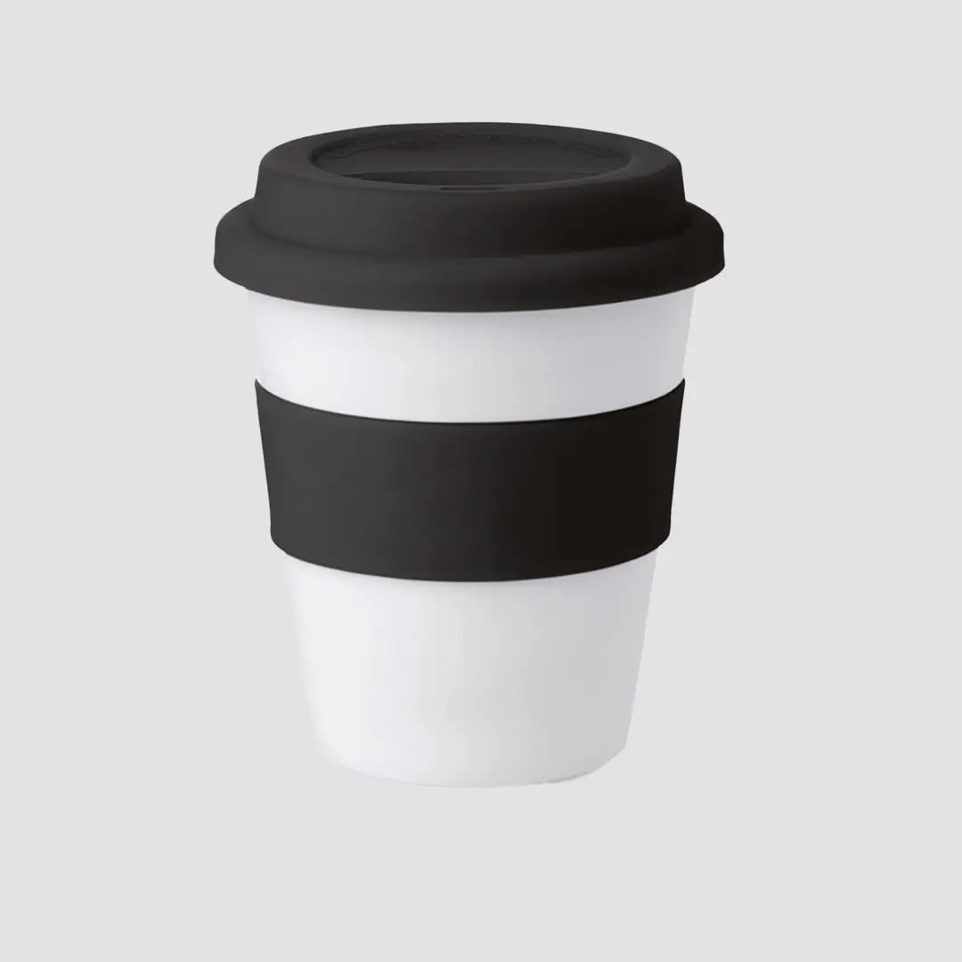 Gobelet PP 350 ml avec couvercle silicone