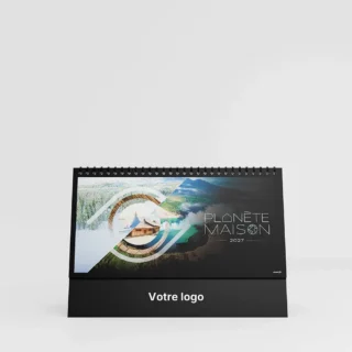 visuel calendrier de bureau planete maison sur fond gris
