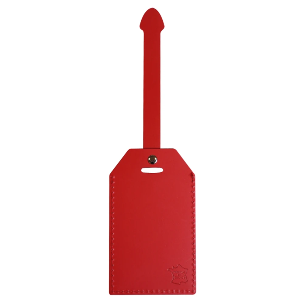 porte etiquette personnalisable en cuir regenere rouge sur fond blanc