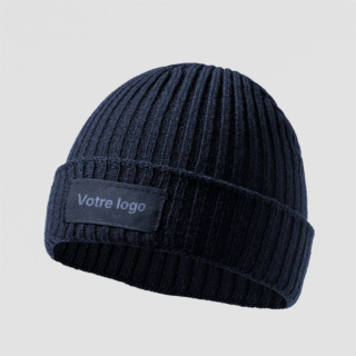 bonnet cotele personnalise sur fond gris
