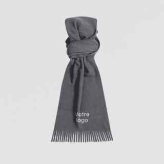 écharpe polaire publicitaire sur fond gris