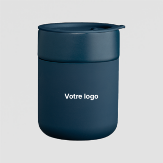 Mug personnalisé 295 ml avec couvercle sur fond gris